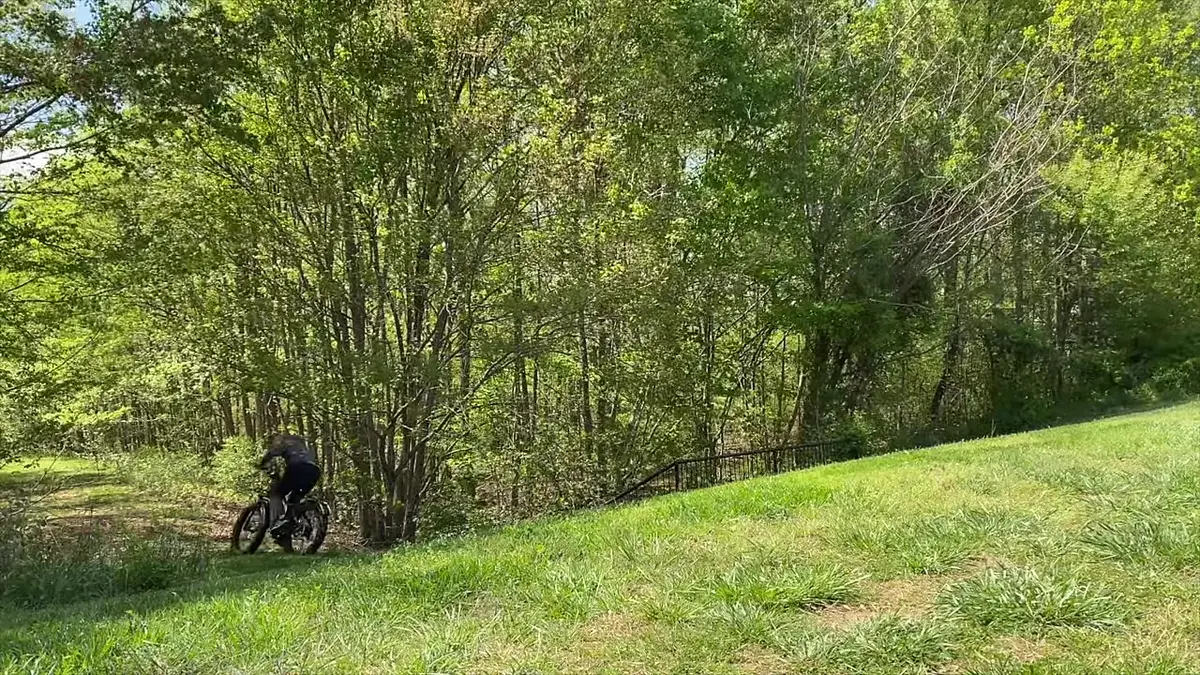 Aventon Aventure (1st gen) during Will's test ride