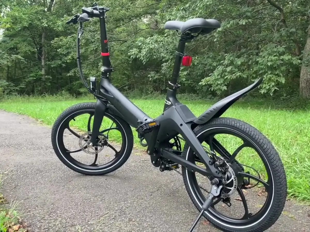 Ziprs F1 in a frame from Will's own test video